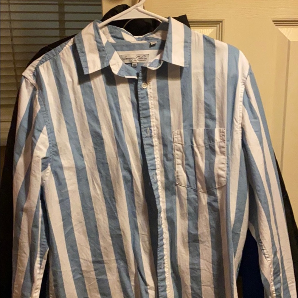 Beach Buttondown